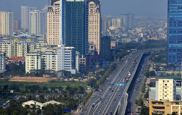 Hạ tầng giao thông Việt Nam đang cần nguồn vốn rất lớn. Ảnh: CTV.