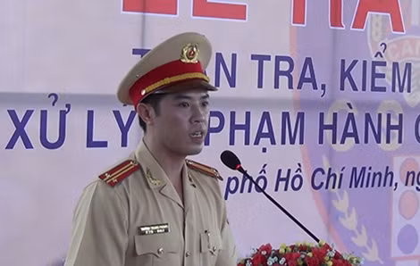 Trung tá Huỳnh Trung Phong - Phó trưởng phòng CSGT Đường bộ - Đường sắt Công an TP. Hồ Chí Minh