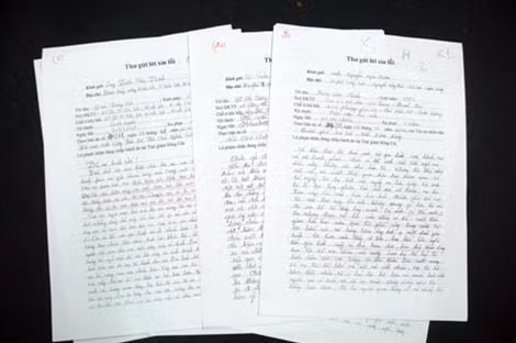 Những lá thư bày tỏ sự ăn năn, ân hận.