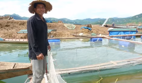 Anh Khặn cho rằng, nghề nuôi cá vất vả nhưng cho thu nhập cao.
