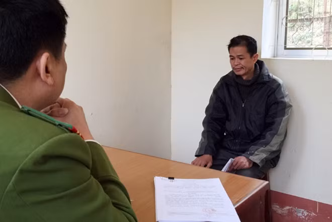 Đối tượng Hiển tại Cơ quan công an.