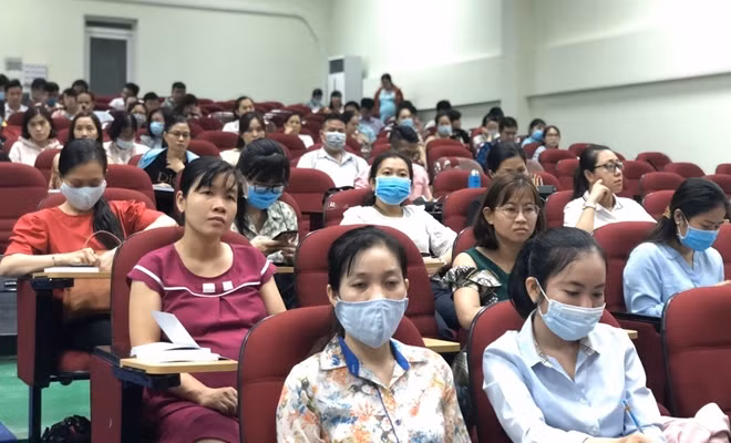 Lớp bồi dưỡng diễn ra trong 5 ngày, từ 14 đến 18/9.