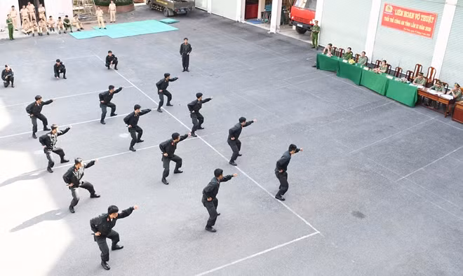 Phần thi của Chi đoàn phòng Cảnh sát cơ động đã xuất sắc đạt giải nhất.