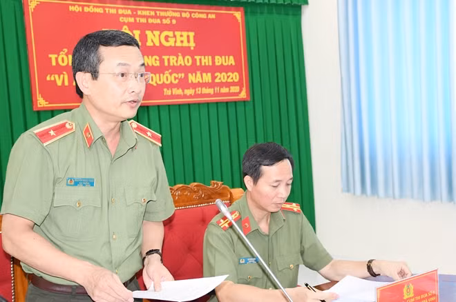 Thiếu tướng Nguyễn Ngọc Toàn phát biểu tại lễ tổng kết.