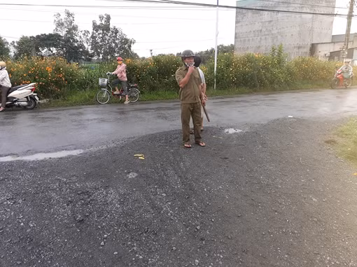 Anh đâm em ruột tử vong sau khi ăn giỗ nhà hàng xóm