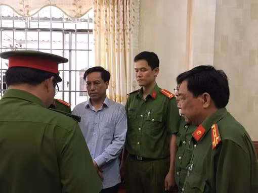 Mở lại phiên tòa xét xử cựu Chủ tịch UBND TP Trà Vinh ảnh 3