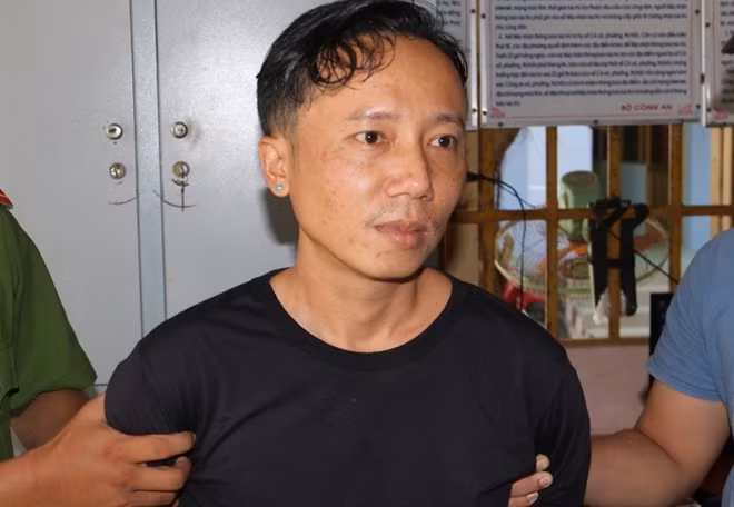 Thắng bị bắt tạm giam.