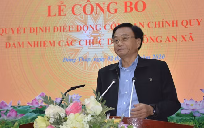 Ông Nguyễn Văn Dương, Chủ tịch UBND tỉnh Đồng Tháp, phát biểu tại buổi lễ.
