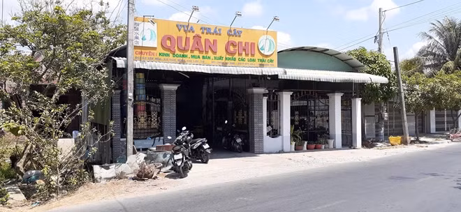 Vựa trái cây bị trộm đột nhập.
