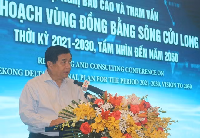 Bộ trưởng Bộ Kế hoạch và Đầu tư Nguyễn Chí Dũng phát biểu khai mạc hội nghị.