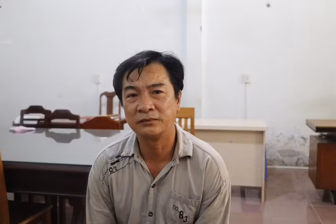 Phong tại cơ quan điều tra.