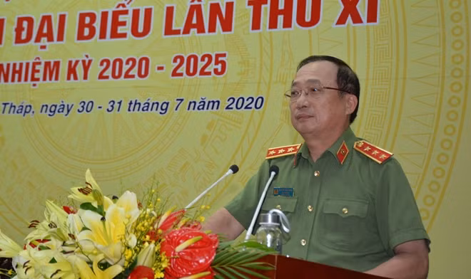 Thứ trưởng Nguyễn Văn Thành phát biểu, chỉ đạo tại đại hội.
