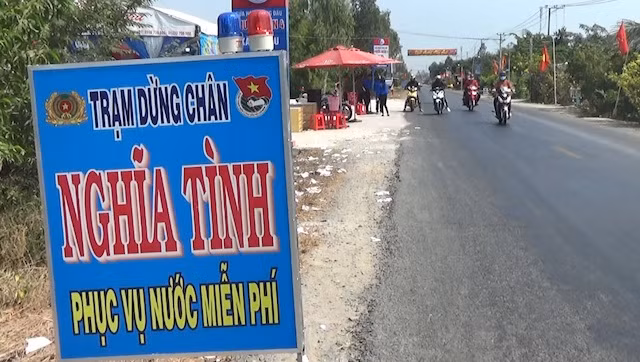 Trạm dừng chân đã trở thành địa chỉ quen thuộc của người dân trên chuyến hành trình về quê dịp lễ Tết Nguyên đán và các ngày lễ lớn trong năm, khi qua địa bàn tỉnh Đồng Tháp.