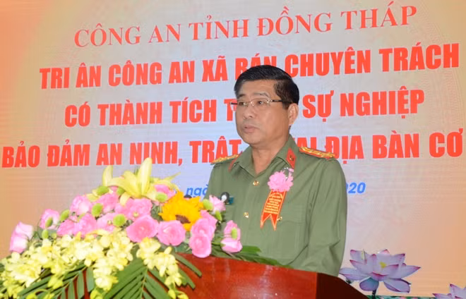 Đại tá Nguyễn Văn Hiểu, Giám đốc Công an tỉnh Đồng Tháp, phát biểu tại buổi tri ân.