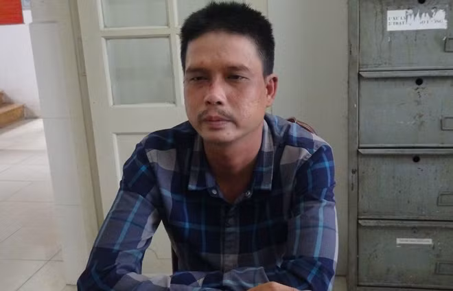 Hải tại cơ quan Công an.
