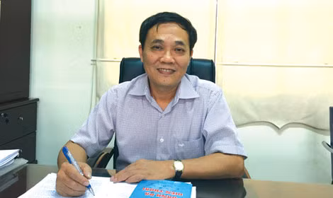 TS Phạm Lương Sơn.
