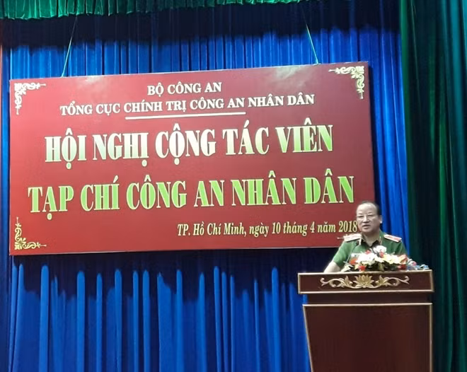 Thiếu tướng, Trịnh Văn Thanh, Hiệu trưởng Trường Đại học Cảnh sát nhân dân phát biểu ý kiến đóng góp cho Tạp chí CAND.