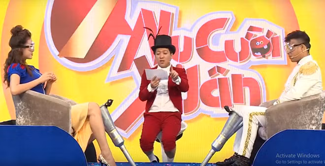 Nhiều nghệ sĩ Việt bó tay trước những câu hỏi đơn giản trong các gameshow kiến thức. Trong ảnh: Siêu mẫu Mâu Thủy và diễn viên Trương Thế Vinh tham gia chương trình "7 nụ cười xuân".