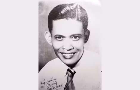 Nhà văn Lý Văn Sâm (1922-2000). Nhà văn Lý Văn Sâm (1922-2000).