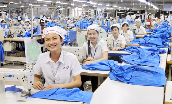 Người lao động cơ bản đã trở lại làm việc sau kỳ nghỉ Tết dài ngày. Ảnh: CTV Người lao động cơ bản đã trở lại làm việc sau kỳ nghỉ Tết dài ngày. Ảnh: CTV