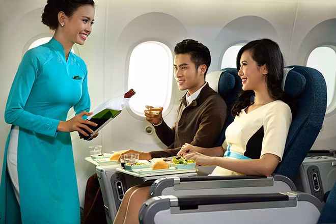 Ngành hàng không đang thiếu nhân lực phi công.