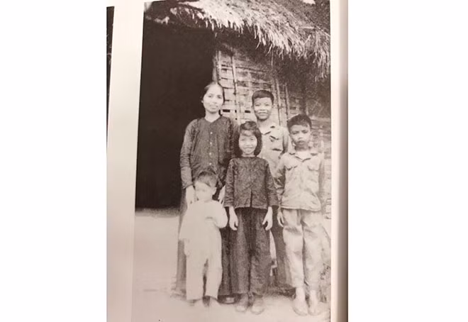 Gia đình họa sĩ Tô Ngọc Vân.