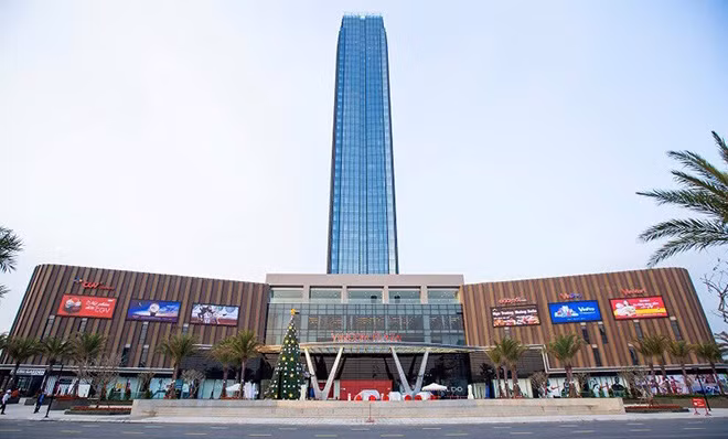 Trung tâm thương mại Vincom Plaza liền kề Khách sạn Trung tâm thương mại Vincom Plaza liền kề Khách sạn