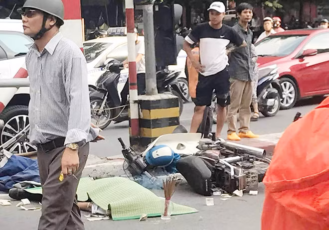 Hiện trường vụ tai nạn. Hiện trường vụ tai nạn.