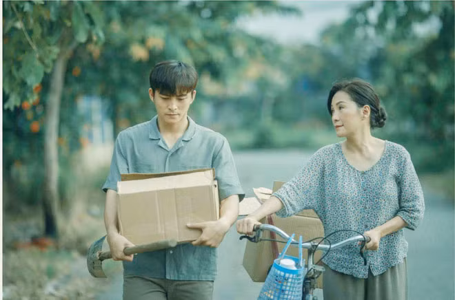 Một cảnh trong phim "Thưa mẹ con đi". Một cảnh trong phim "Thưa mẹ con đi".