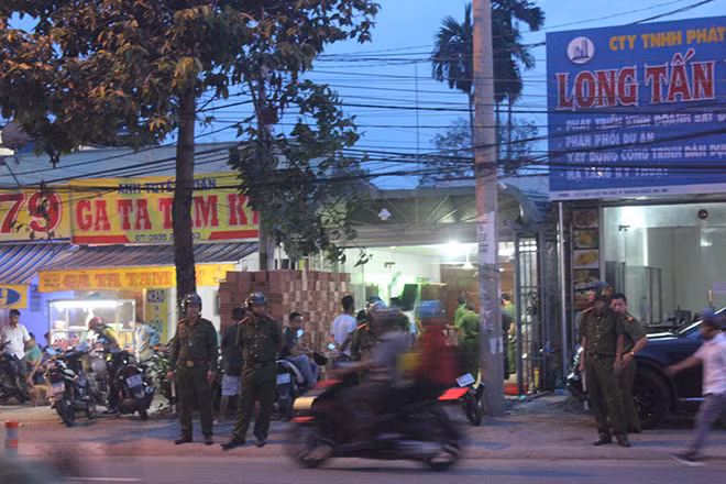 Khám xét nhà Nguyễn Tấn Lương.