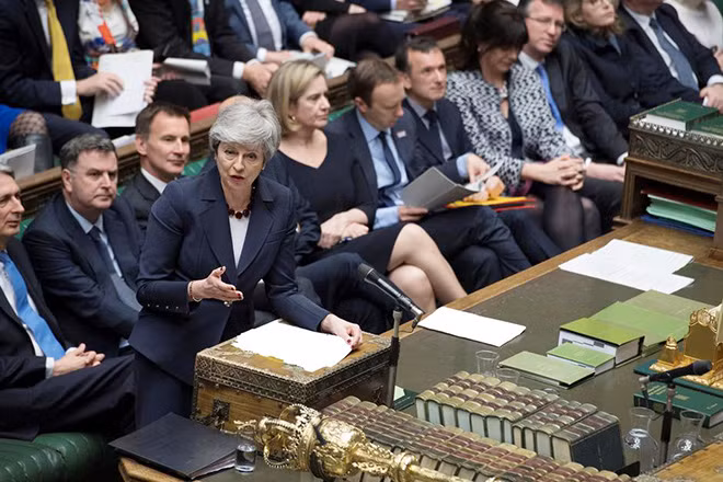 Thủ tướng Theresa May phát biểu tại phiên bỏ phiếu tối 27-3. Ảnh: Reuters