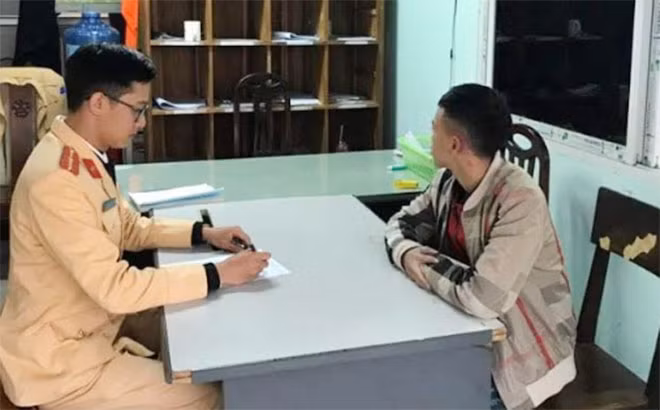 Nguyễn Trung T tại cơ quan Công an.