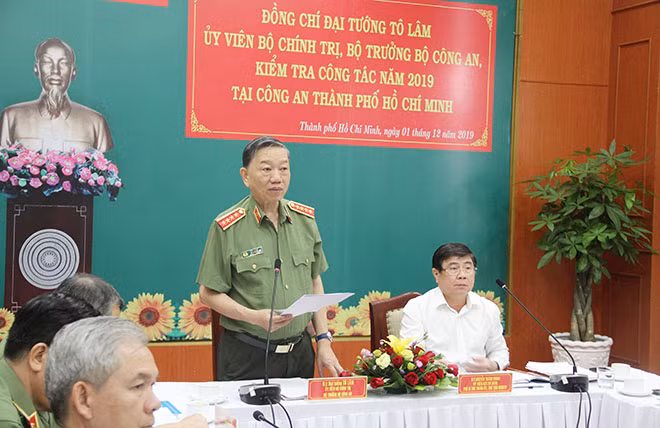 Bộ trưởng Tô Lâm phát biểu chỉ đạo tại buổi làm việc.