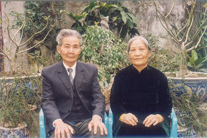 Vợ chồng bà Vũ Thị Hoa.