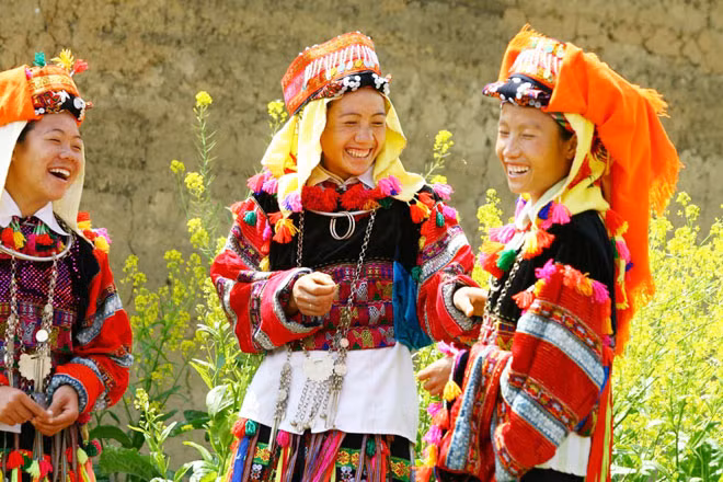 Những cô gái Châu Ro.