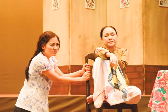 Nghệ sĩ Ái Như sẽ hội ngộ khán giả trong vở kịch Tết “Bên kia nửa đời ngơ ngác” của Sân khấu Hoàng Thái Thanh.