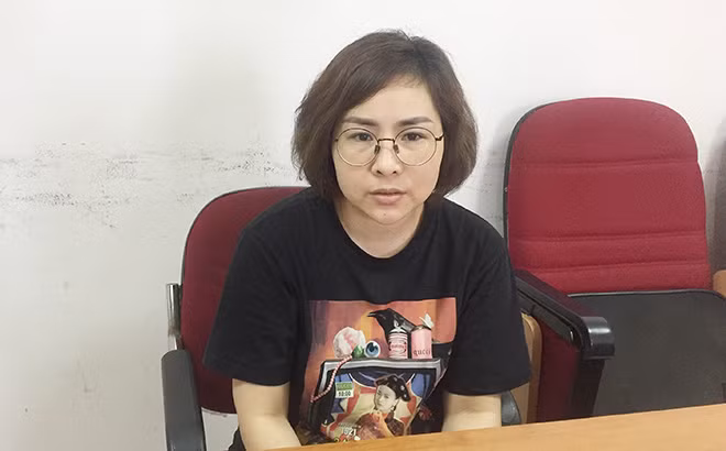 Đối tượng Hoàng Thị Kim Hoa tại cơ quan Công an.