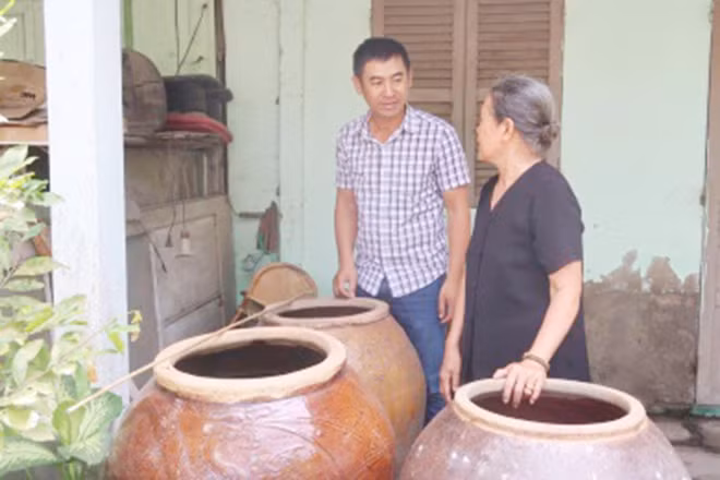 Phòng chống dịch sốt xuất huyết đang gia tăng, người dân cần hưởng ứng tích cực các biện pháp phòng bệnh cho cá nhân và cộng đồng.