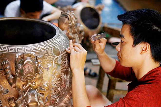 Một tài hoa trẻ ở làng Đại Bái.