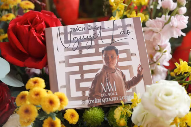 CD Xẩm “Trách ông Nguyệt Lão” của nghệ sĩ Nguyễn Quang Long.