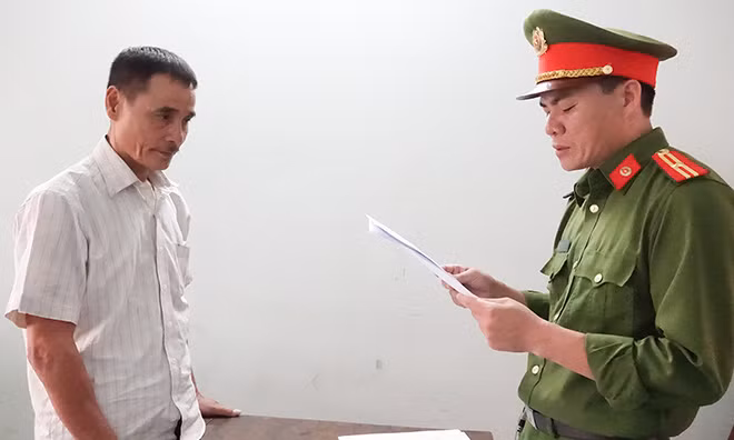 Tống đạt quyết định với đối tượng Lương Xuân Thịnh.