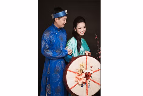 Ca sĩ Tân Nhàn liên tục ra mắt sản phẩm âm nhạc ngay đầu năm mới. Ca sĩ Tân Nhàn liên tục ra mắt sản phẩm âm nhạc ngay đầu năm mới.