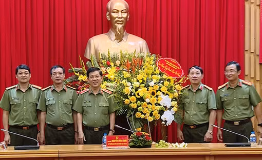 Đẩy mạnh đổi mới doanh nghiệp, phát triển mạnh mẽ Công nghiệp an ninh