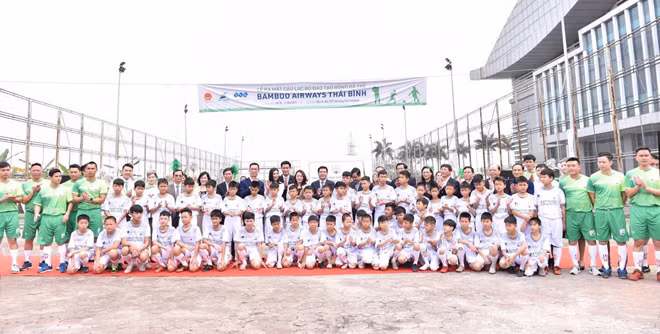 Chính thức ra mắt CLB Đào tạo bóng đá trẻ Bamboo Airways Thái Bình