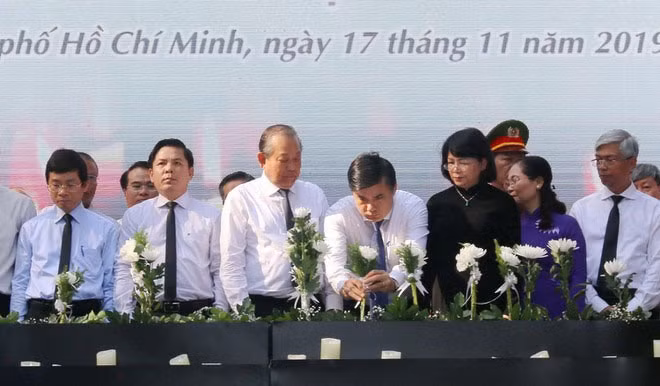 Ngày 17-11 hằng năm trở thành ngày tưởng niệm nạn nhân tử vong vì tai nạn giao thông.