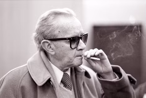Nhà văn lừng danh Mê- Xi-Co Juan-rulfo được xem là người viết ít tác phẩm nhất. Nhà văn lừng danh Mê- Xi-Co Juan-rulfo được xem là người viết ít tác phẩm nhất.