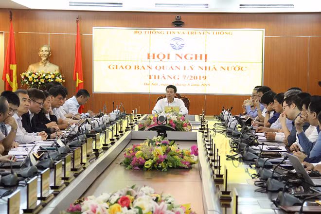 Bộ trưởng Bộ TT&TT Nguyễn Mạnh Hùng chủ trì Hội nghị giao ban quản lý Nhà nước tháng 7-2019