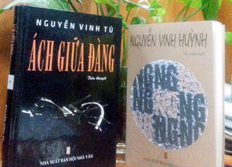 Bìa hai cuốn sách mới.