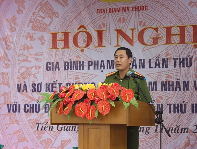 Đại tá Phạm Văn Thân, Phó Cục trưởng Cục C86, phát biểu ý kiến chỉ đạo.