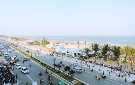 FLC cũng là nhà thầu BOT của dự án cải tạo, nâng cấp bãi biển phía Đông đường Hồ Xuân Hương.